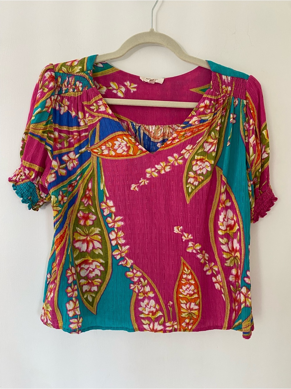 Haute Hippie Cropped Blouse Pink & Teal Floral Short Sleeve Tropical Lightweight